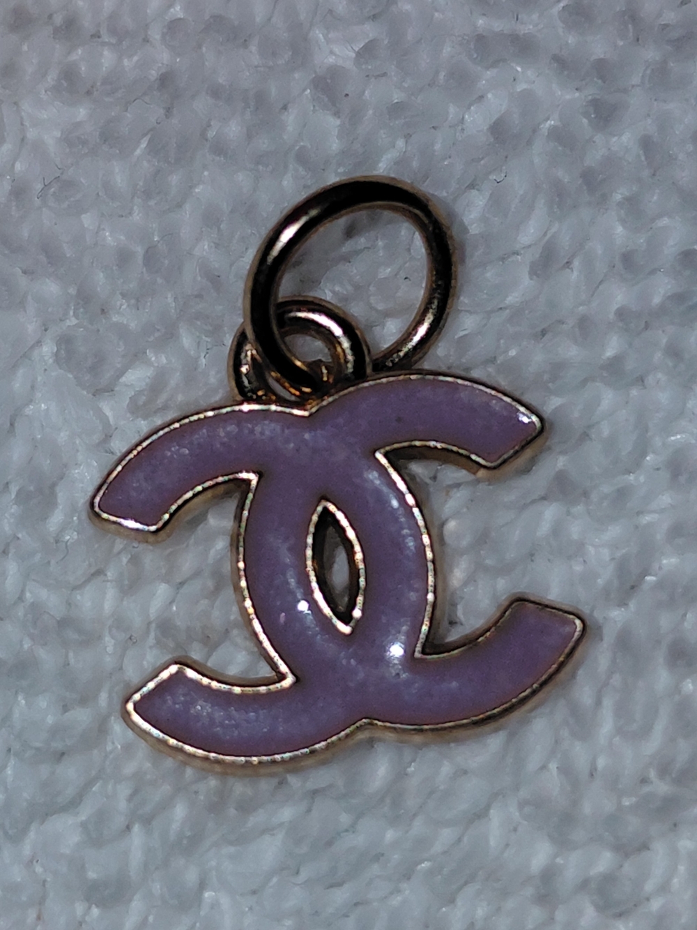 Christmas? New CHANEL Gold-Tone CC Charm w Soft Pink Enamel In Box, Giftable/NEW - Picture 2 of 3